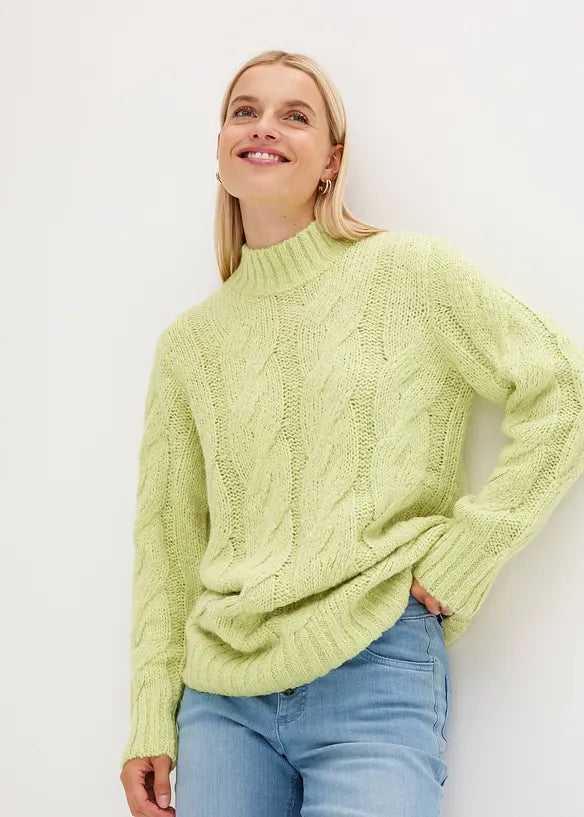 Pullover mit Zopfmuster