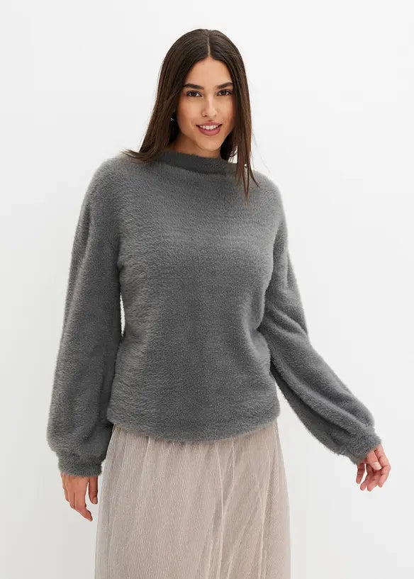 übergroßer Pullover mit tiefem Rückenausschnitt