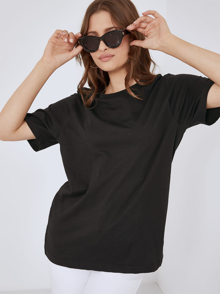 Unisex-T-Shirt aus Baumwolle in Schwarz