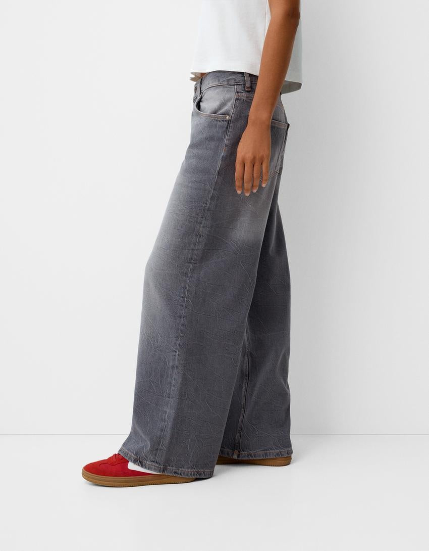 Baggy-Jeans mit niedriger Taille