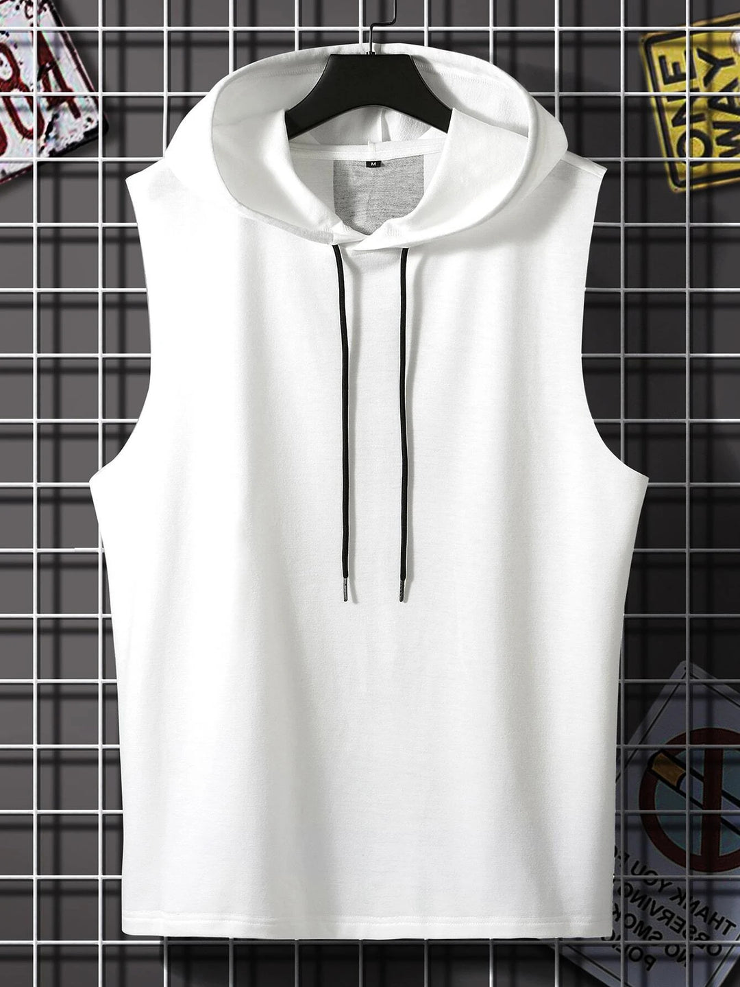 Hypemode Herren Tanktop mit Kapuze und Buchstaben-Grafik in Farbblock-Optik, Kordelzug