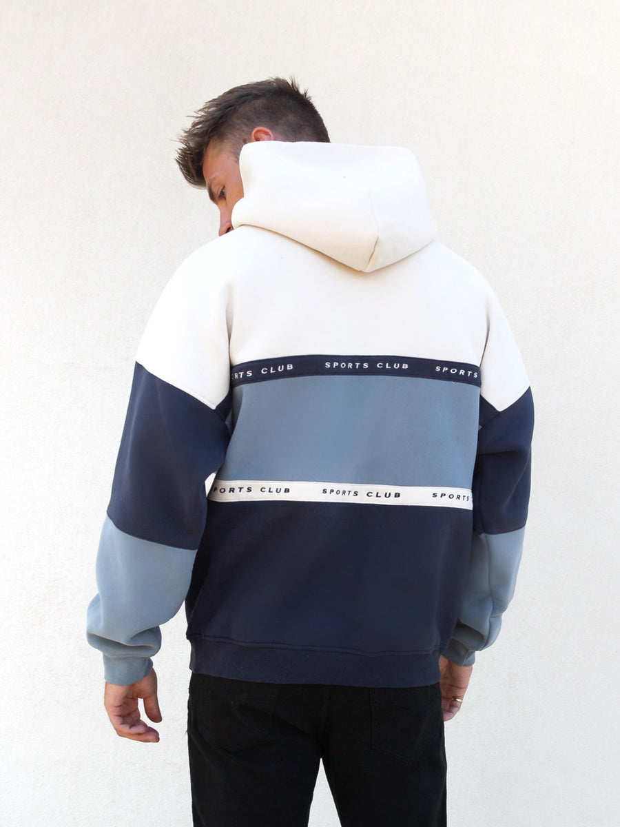 Entspannter Alpine Hoodie