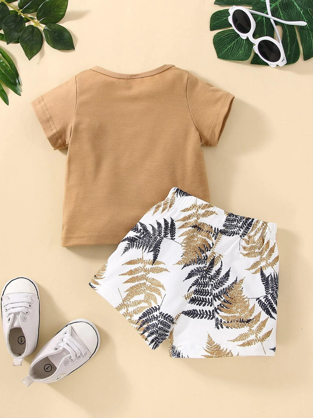 T-Shirt und Shorts mit Tropen-Print für Baby-Jungen