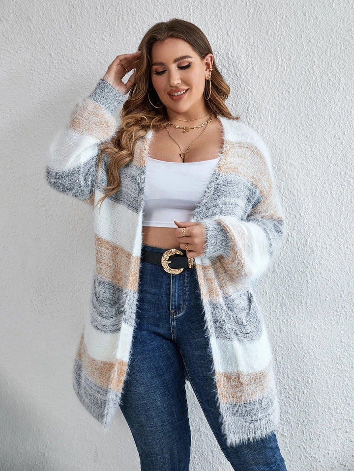 Strickjacke mit Farbblock und überschnittenen Schultern