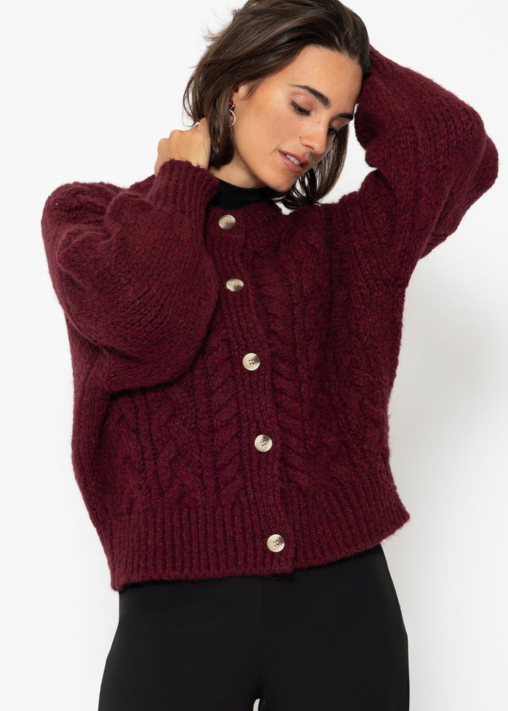 Superflauschige Strickjacke mit Zopfmuster - Burgunderrot