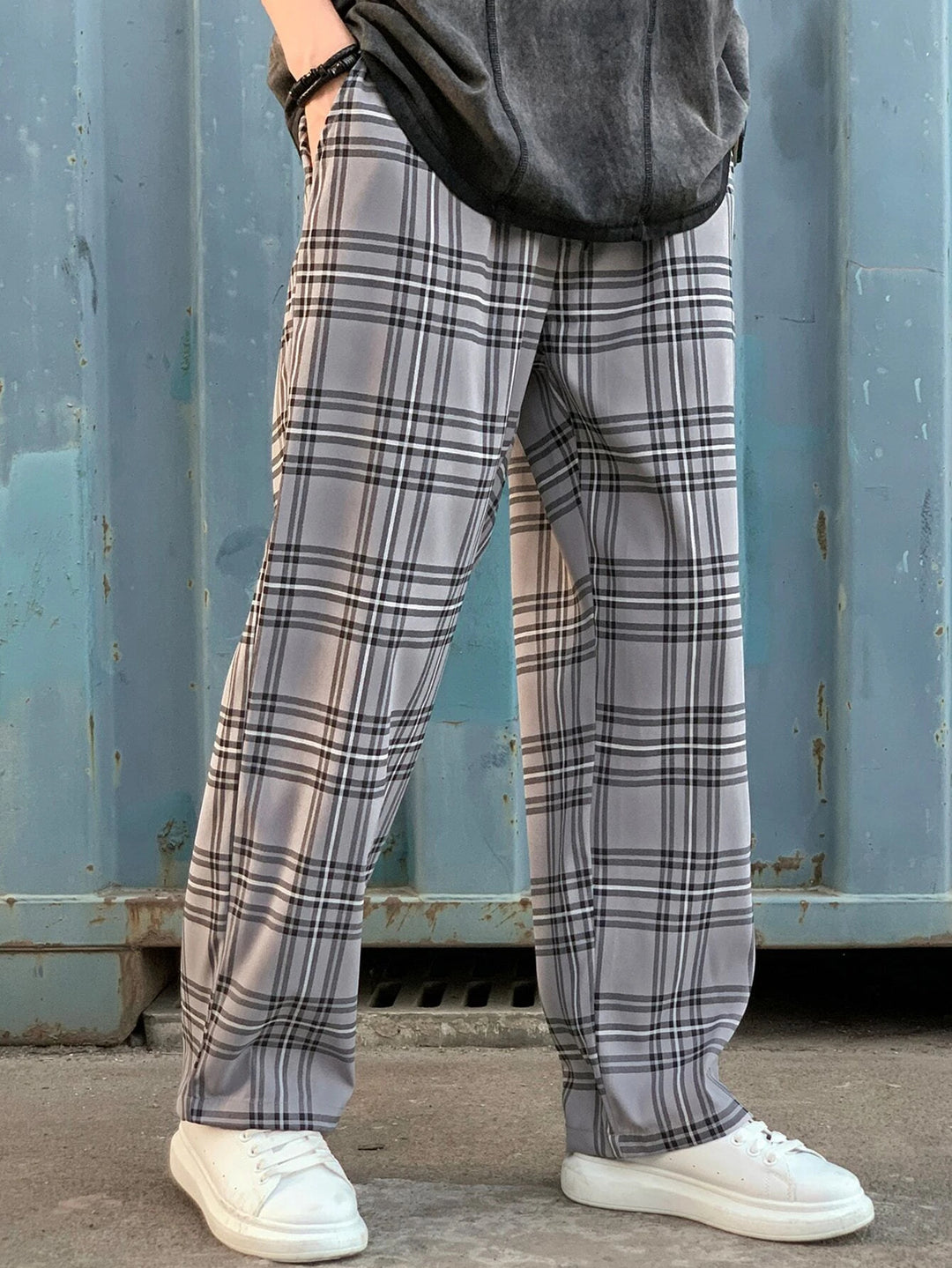 Loose-Fitting Men's Trousers